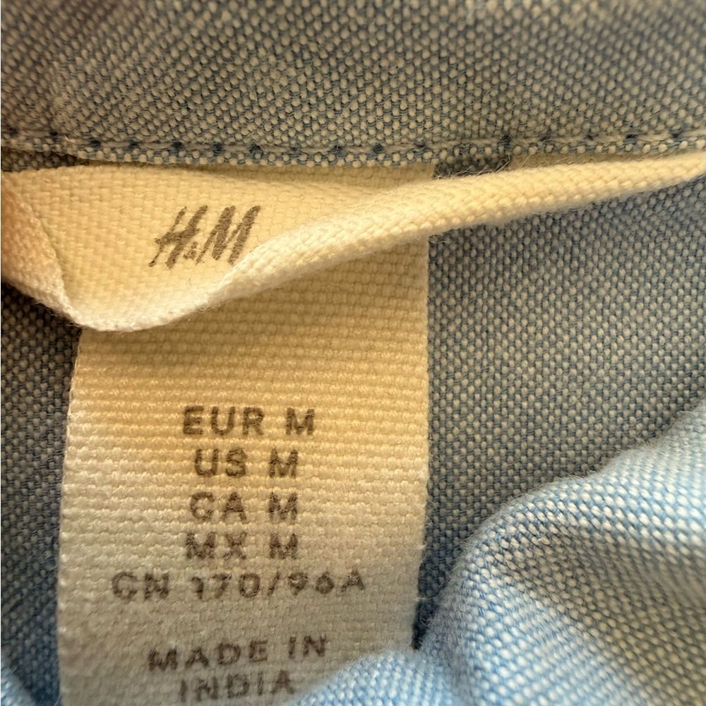 Light Blue H/M Shirt - Picture 2 of 4